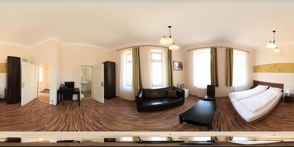 Promenade Panzio Bed & Breakfast Miskolc Luaran gambar