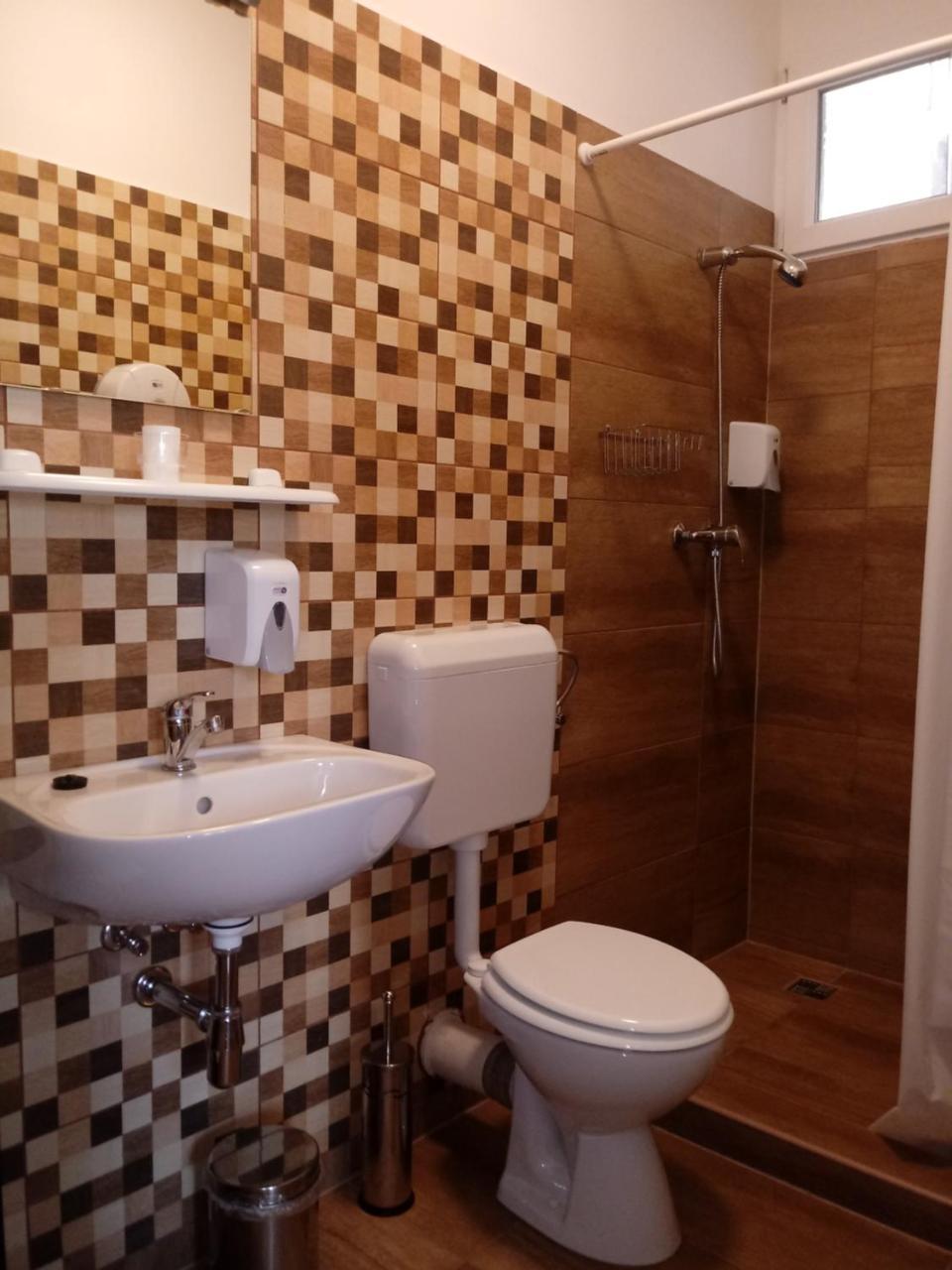 Promenade Panzio Bed & Breakfast Miskolc Luaran gambar