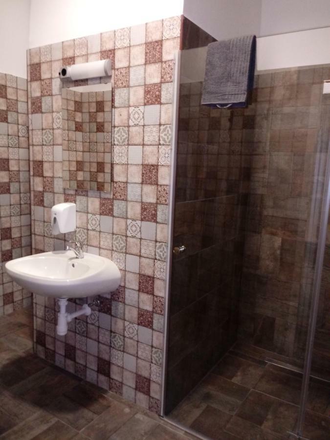 Promenade Panzio Bed & Breakfast Miskolc Luaran gambar