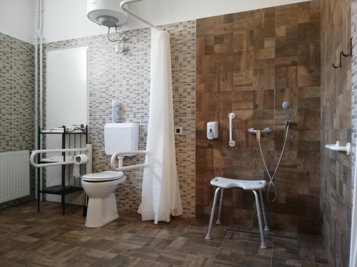 Promenade Panzio Bed & Breakfast Miskolc Luaran gambar